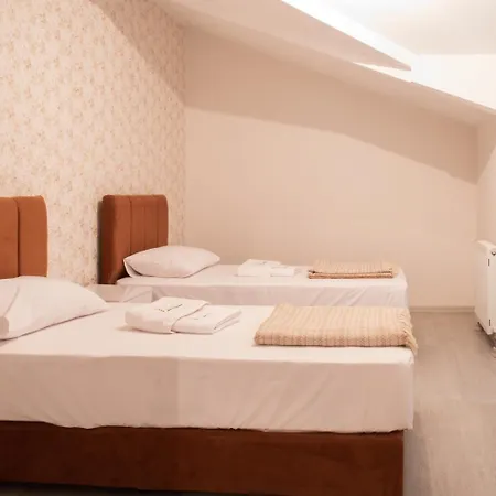 Araz Hotel de apartamente Burgaz