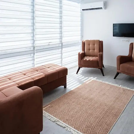 Hotel de apartamente Araz 4*