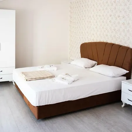 Lejlighedshotel Araz 4*